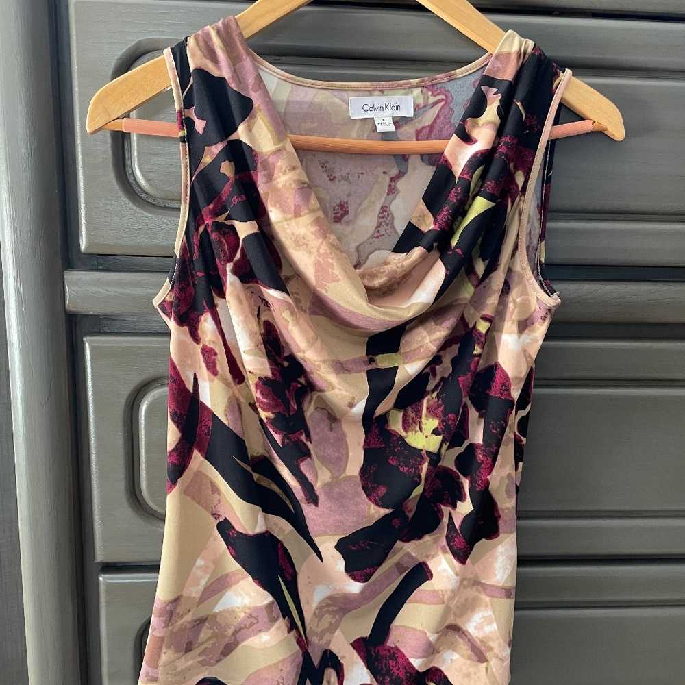 Calvin Klein sleeveless top size small